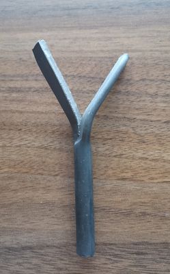 Y Shape 1100C Castable Anchor Y Anchor Refractory With 7.98G/Cm3 Density