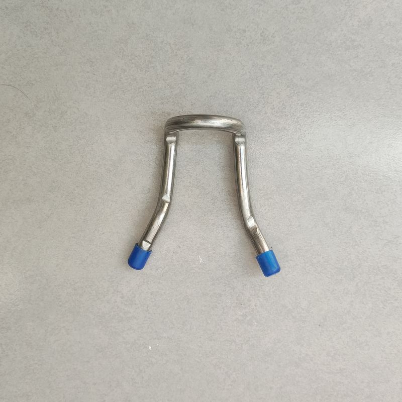 Low Carbon Sulfur SS 310 Refractory Anchors Good Tensile Strength