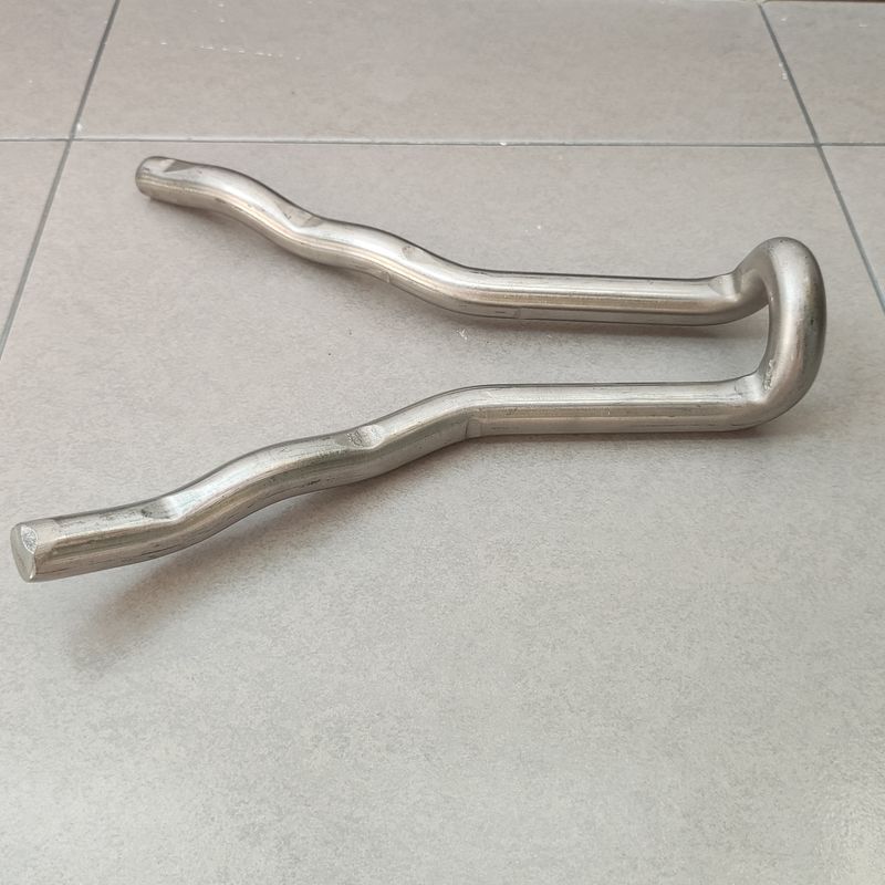 Corrosion Protection SS 304 Refractory Anchors Types V Shape